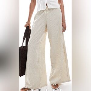 Stradivarius Linen Look Wide Pants